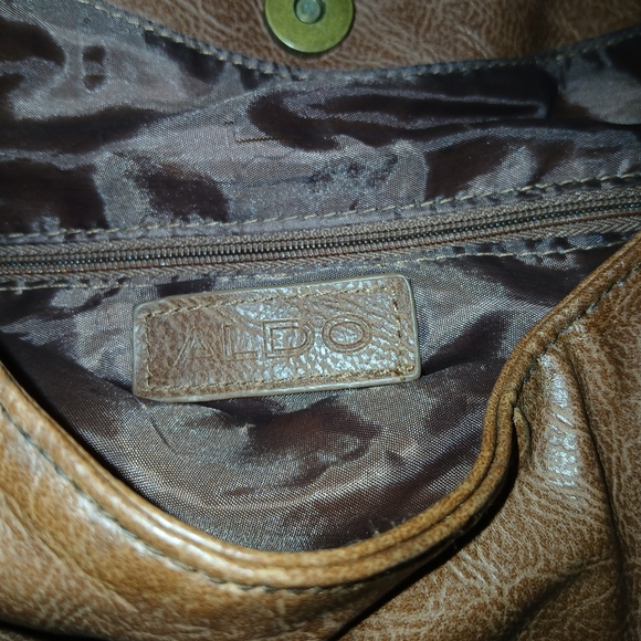 ALDO Vintage Smooth leather hobo bag. - Picture 6 of 10